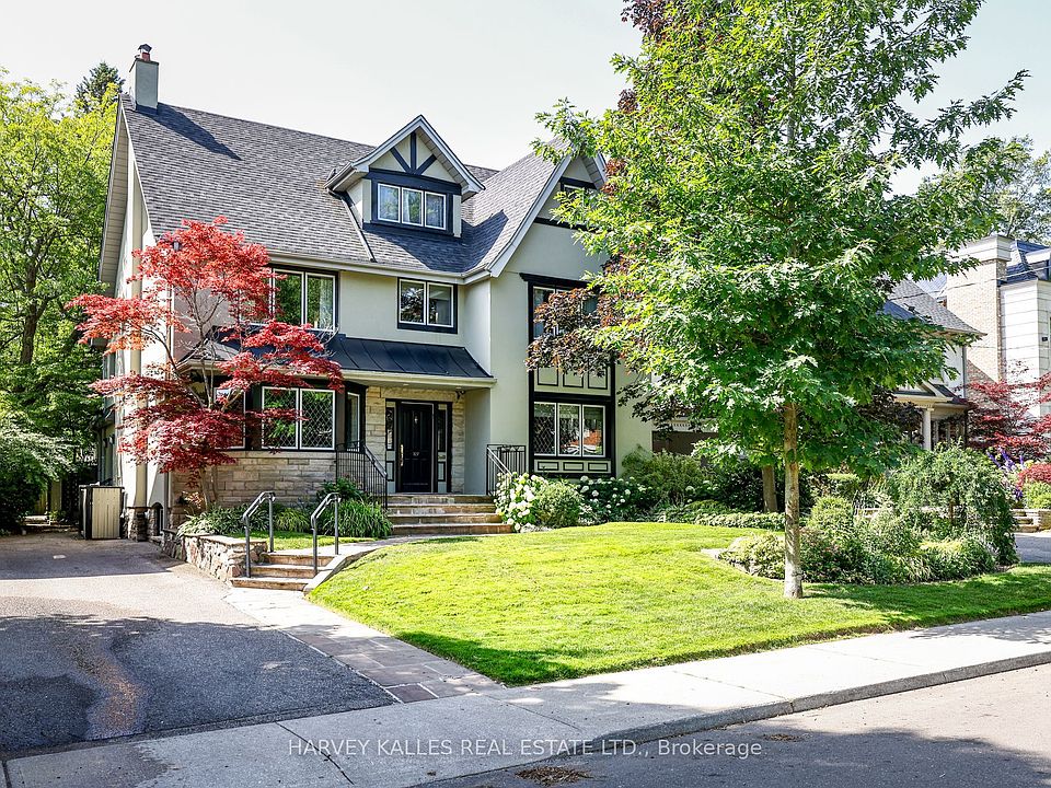 1st image of 127 Strathallan Blvd
