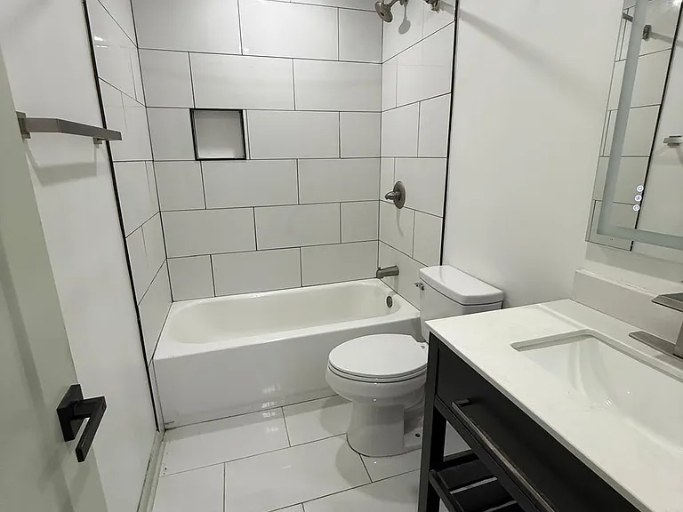 1840 W Kaywood Ln #11 — Photo 2