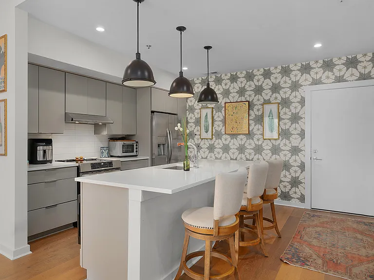 411 Fairpoint St #306 — Photo 7