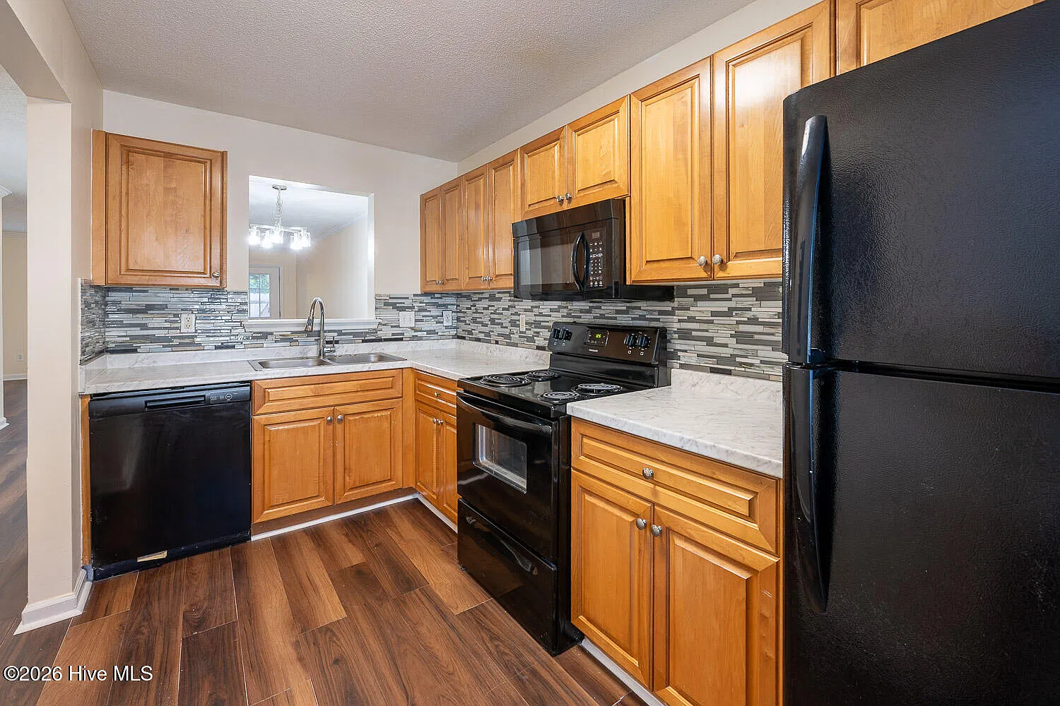 4714 Brookwood Dr — Photo 3