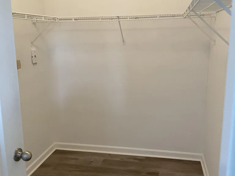 8813 Villa View Cir #204-8813VVC204 — Photo 9