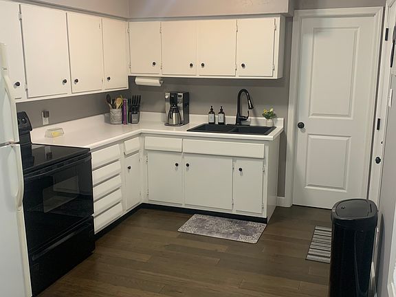 4th image of 5001 Harbet Ct NW