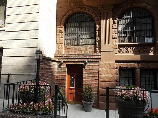 Rented by America Mecca Realty LLC | media 43