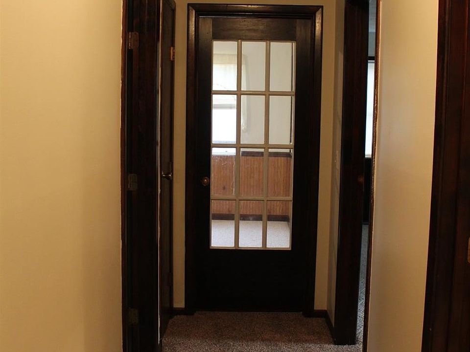 2nd image of 20043 Ravenda Dr