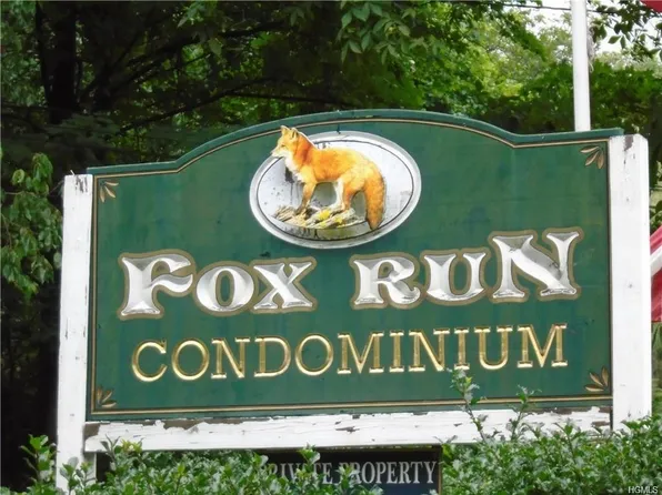 609 Fox Run Ln, Carmel, NY 10512