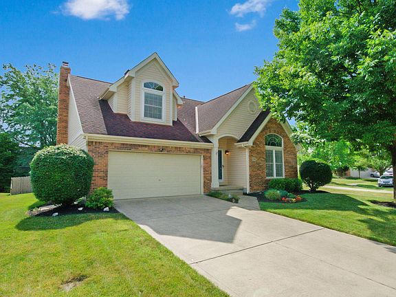 3rd image of 2738 Yellowoak Pl