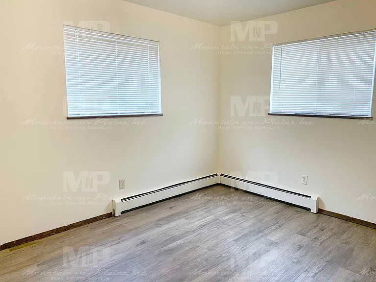 1729 Palm Dr #B — Photo 8