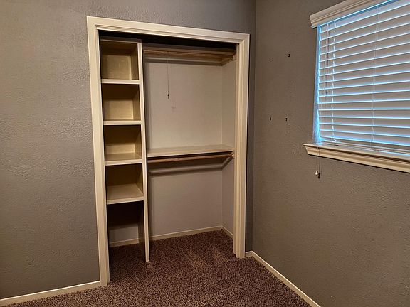 3rd image of 1351 Terri Ave