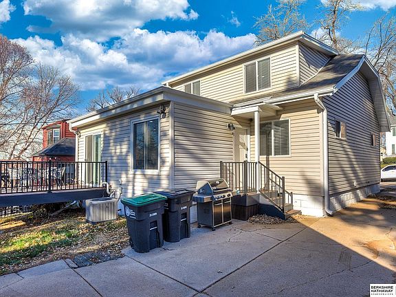 4th image of 4511 William St