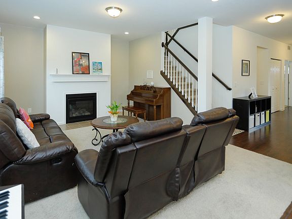 7174 Waltham Dr-105