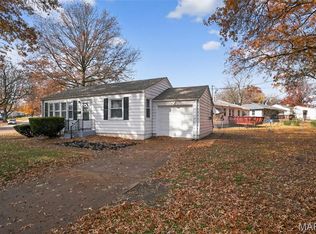 10129 Ashbrook Dr, Saint Louis, MO 63137