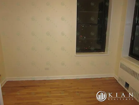 Rented by Kian Realty | media 14