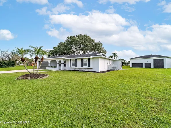 722 Apollo Cir NE, Palm Bay, FL 32905
