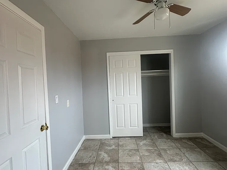 Vista Hermosa Apartments — Photo 18