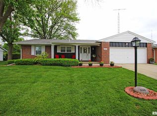 3125 Elmhurst Dr, Springfield, IL 62704