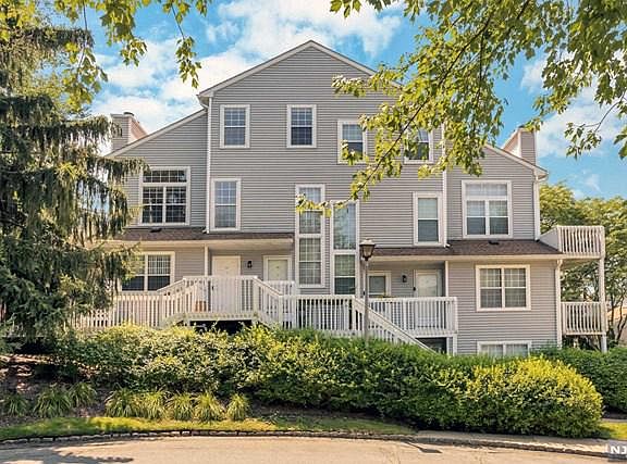 2nd image of 30 Mallard Ct #113