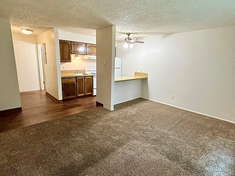 Gardenbrook Apartments — Photo 49