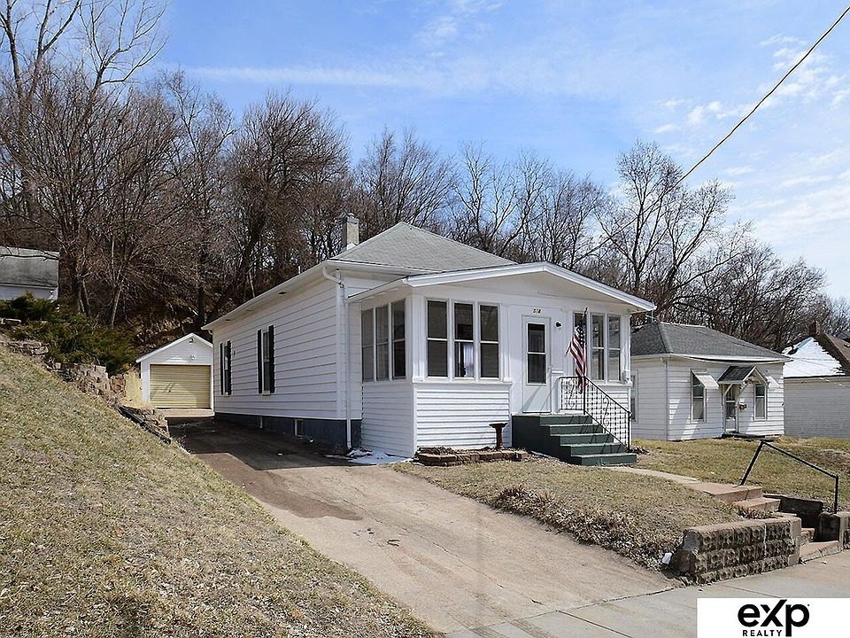 518 N 3rd St, Missouri Valley, IA 51555 Zillow