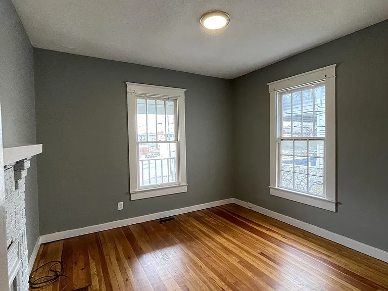 1818 Dodds Ave — Photo 3