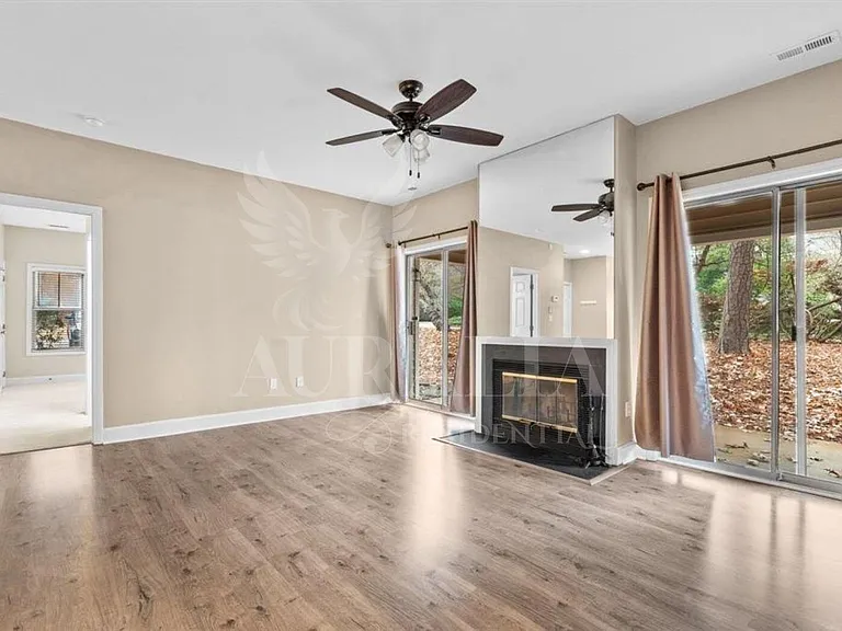 6121 Sunpointe Dr #103 — Photo 9
