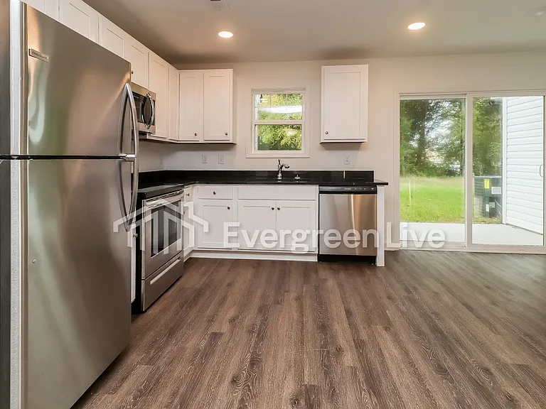 147 Arizona Pl NW — Photo 13