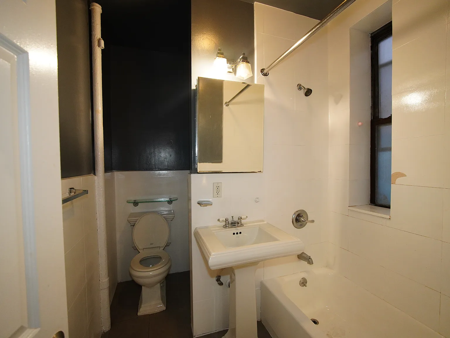 219 East 23rd Street — Photo 4