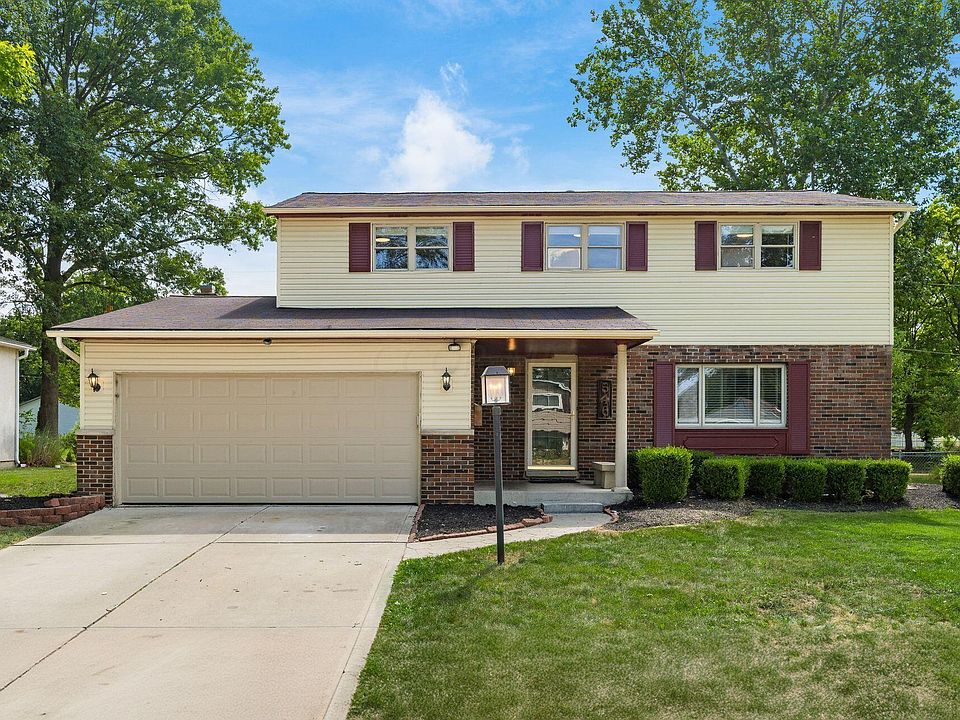 1st image of 546 Leacrest Pl E