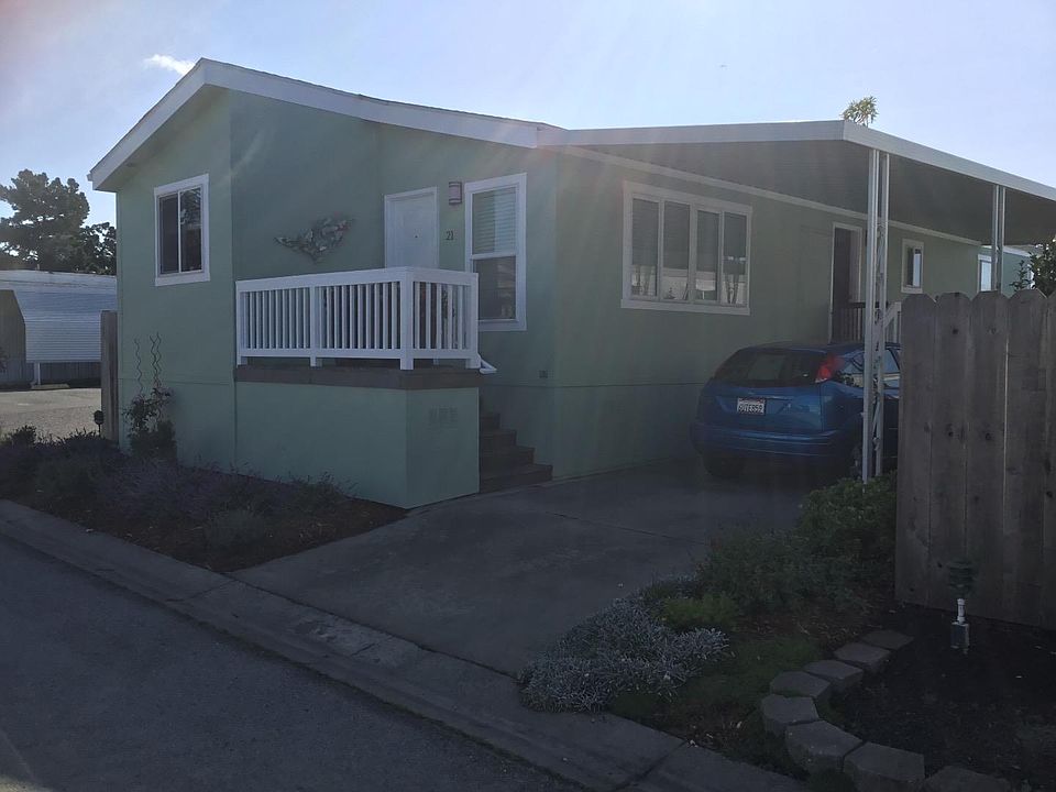 1st image of 21 Sea Breeze Dr