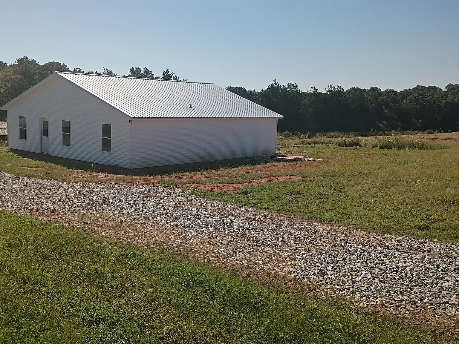 3 bed, 1600 sqft, $2,000 — Photo 1