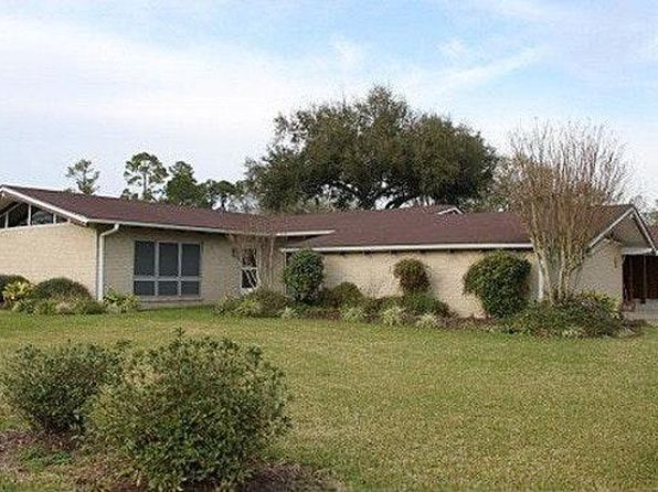 212 Wildwood Dr