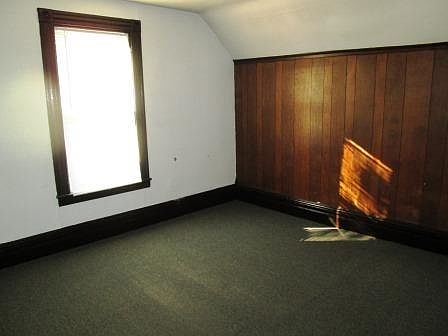 3rd image of 306 Hamilton St