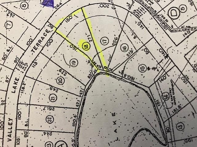 1st image of 18 E Lake Dr NE