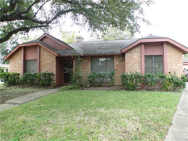 1st image of 1202 Park Royale Ln