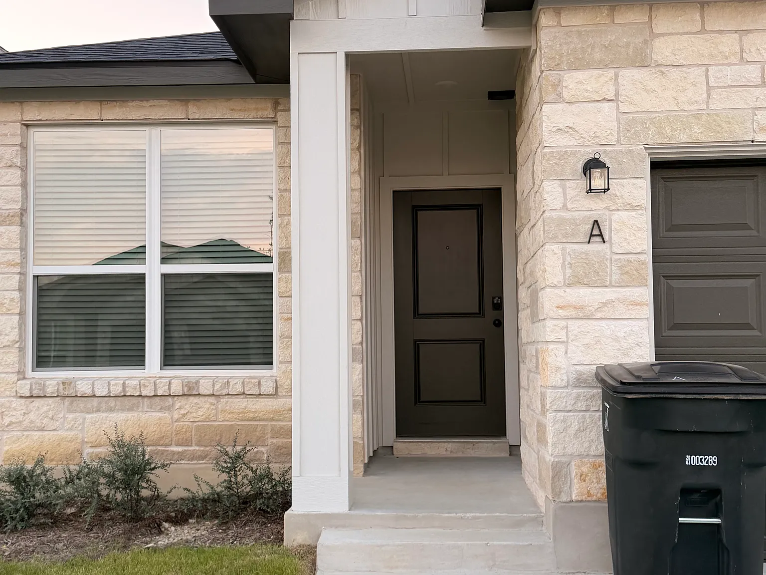 3811 American Elm Dr — Photo 1