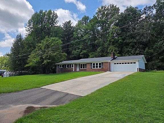 2nd image of 3828 Stroupe St