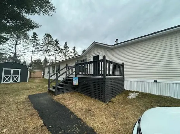 96 Pine Cir Drive, Bangor, ME 04401