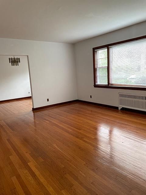 1st image of 269 Bard Ave Floor 1