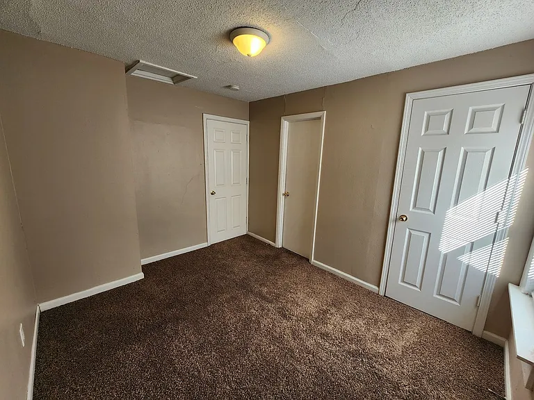 1308 Emma Ave — Photo 10