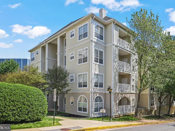 4551 Strutfield Ln APT 4321, Alexandria, VA 22311