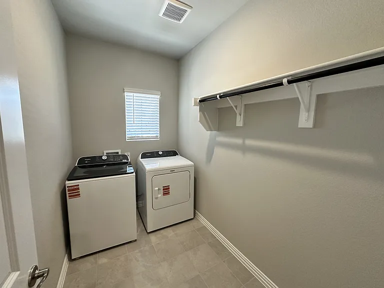 512 Dorothy Dr — Photo 15