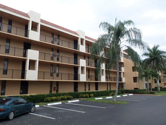 2nd image of 6525 Coral Lake Dr #301