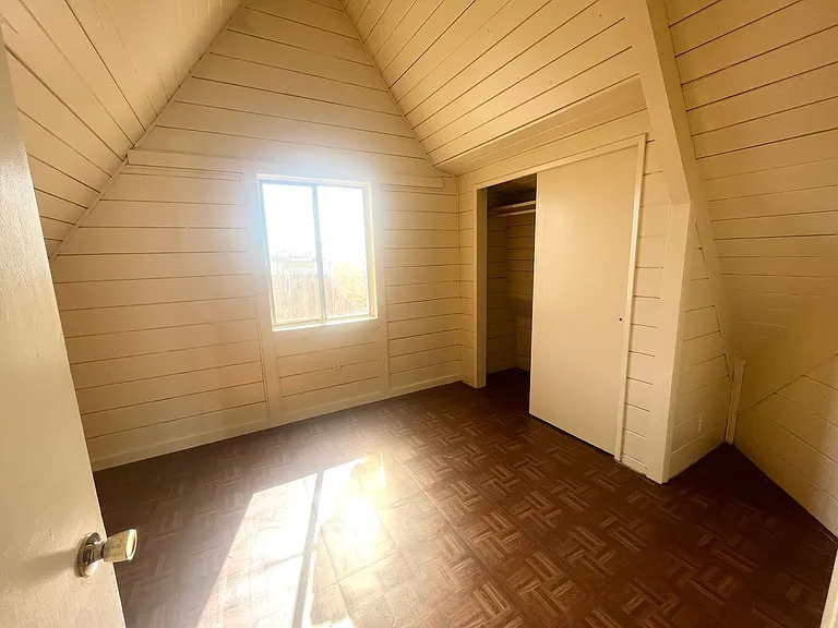 25563 W Main St — Photo 5