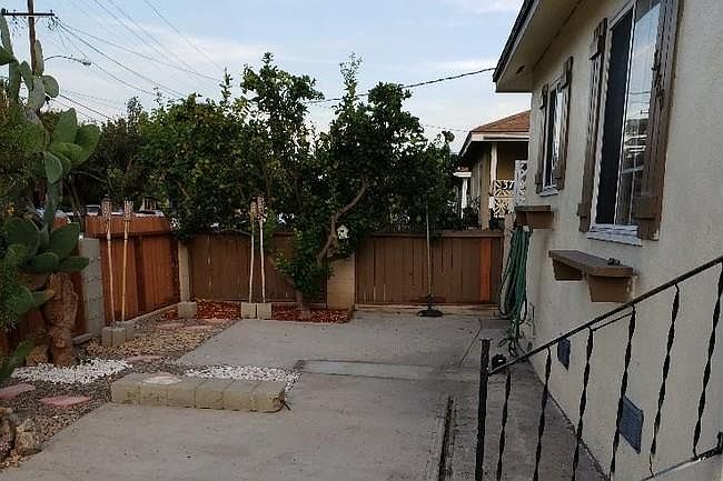 1st image of 3760 W 135th St