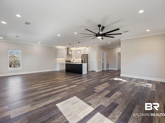 4th image of 5330 Wolfhead Ave