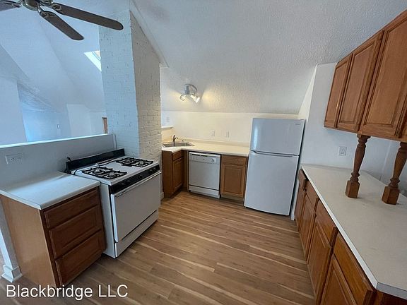 5th image of 2315 Pleasant Ave Unit 3