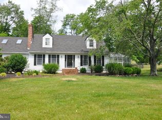 51 Hill Rd, Allentown, NJ 08501