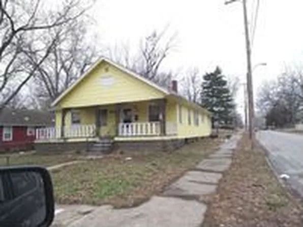 7200 College Ave, Kansas City, MO 64132