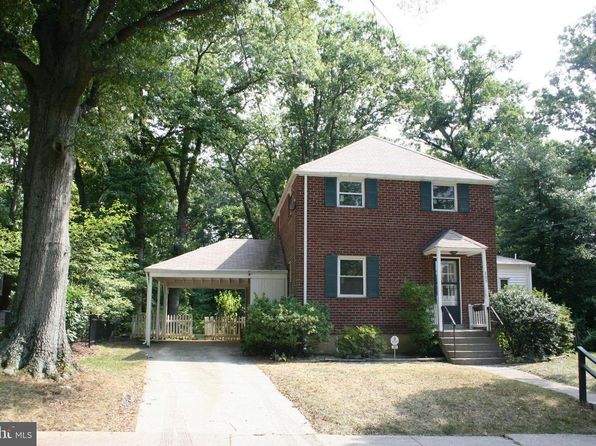 305 N Emerson St