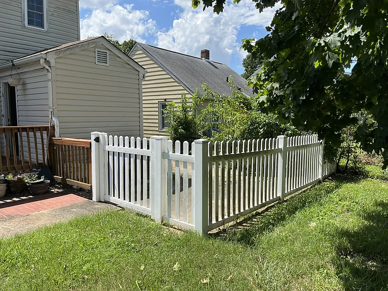 1620 Roanoke Ave — Photo 15