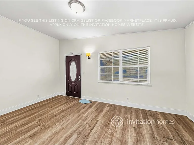 107 Ronald Rd — Photo 4
